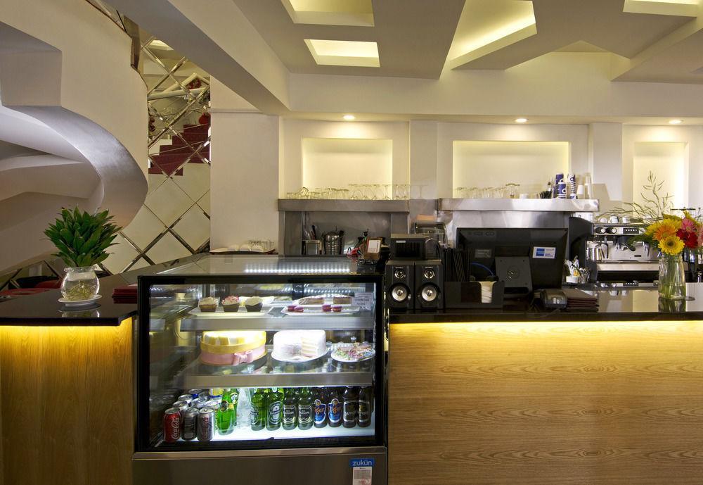 Saga Hotel Hô Chi Minh-Ville Extérieur photo